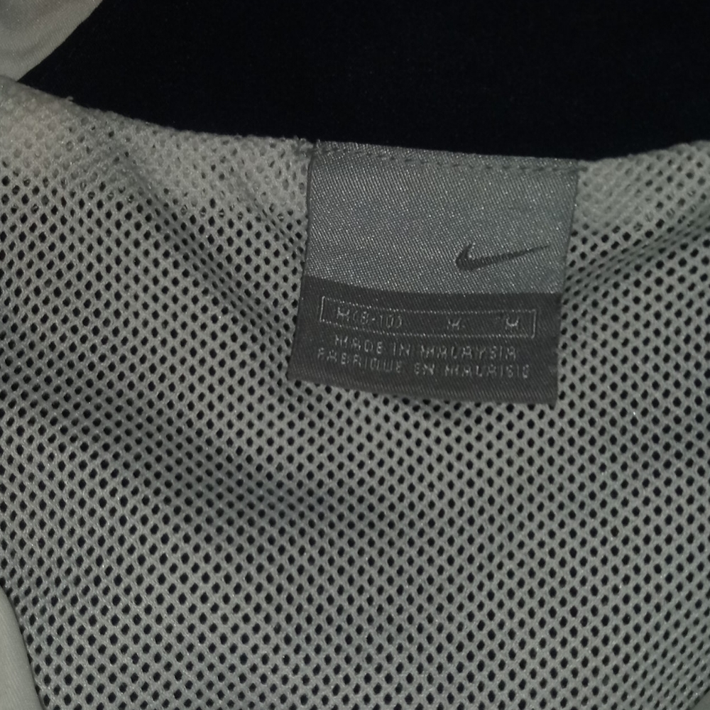 Nike jacket - Picture 3 of 6